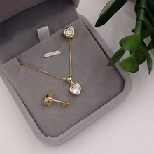 Cargar imagen en el visor de la galería, Juego de Corazón Punto de Luz 6mm en Plata 925 con Baño de Oro