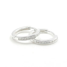 Cargar imagen en el visor de la galería, Argollas Huggies Modelo Eloisa 15mm en Plata 925