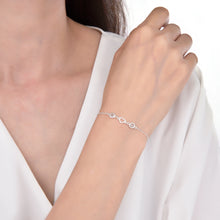 Cargar imagen en el visor de la galería, Pulsera de Corazón con Punto Luz 5mm en Plata 925
