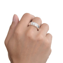 Cargar imagen en el visor de la galería, Anillo de Caballero Modelo Paul en Plata 925
