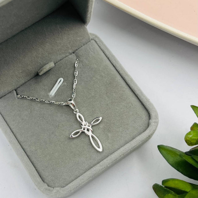 Cadena con Dije de Cruz Celta en Plata 925