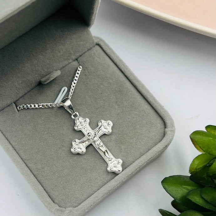Cadena con Dije de Cristo Grande en Plata 925