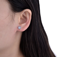 Cargar imagen en el visor de la galería, Zarcillos de Rosca de Ojito Turco en Plata 925
