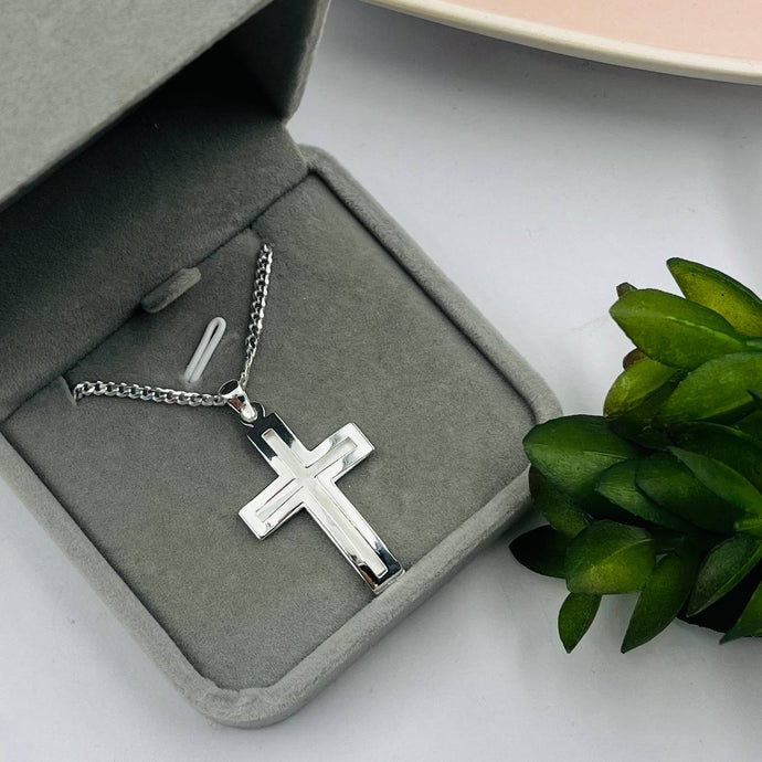 Cadena con Dije de Cruz Lisa Hueca en Plata 925