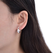 Cargar imagen en el visor de la galería, Argollas Cierre Italiano Lisas 16mm en Plata 925
