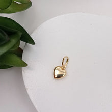 Cargar imagen en el visor de la galería, Cadena con Dije de  Corazón Liso en Oro 18k
