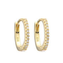 Cargar imagen en el visor de la galería, Argollas Huggies Modelo Iana 12mm en Plata 925 con Baño de Oro
