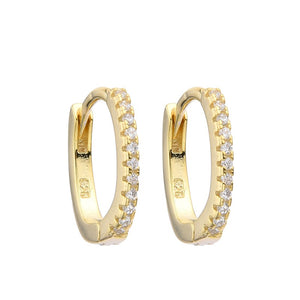 Argollas Huggies Modelo Iana 12mm en Plata 925 con Baño de Oro