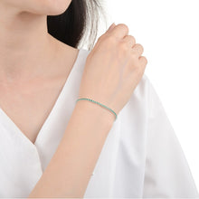Cargar imagen en el visor de la galería, Pulsera Tennis Verde 2.3mm Ajustable en Plata 925
