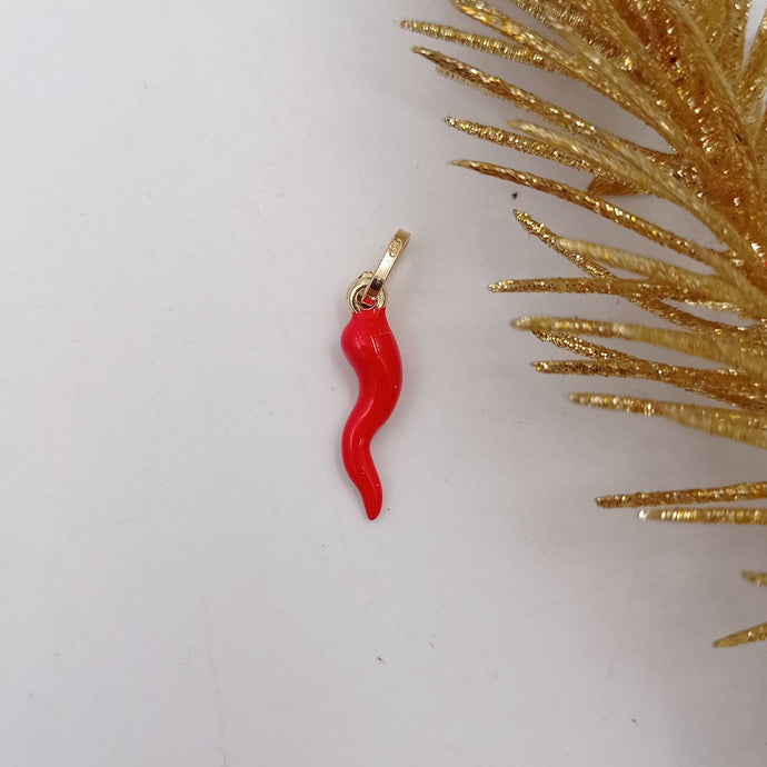 Dije de Cachito Rojo en Oro 18k