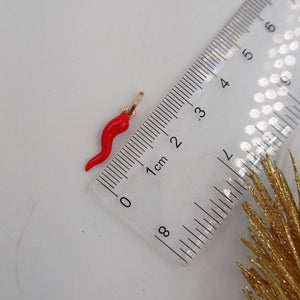 Dije de Cachito Rojo en Oro 18k