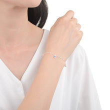Cargar imagen en el visor de la galería, Pulsera de Corazones Azules en Plata 925
