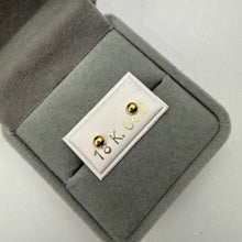 Cargar imagen en el visor de la galería, Zarcillos de Rosca Italiano Media Bola 4mm en Oro 18k
