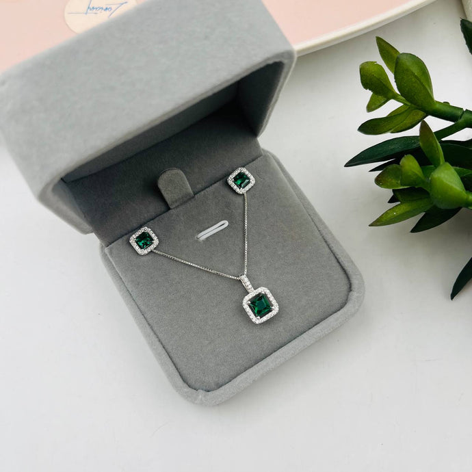 Juego Circón Cuadrado Verde en Plata 925