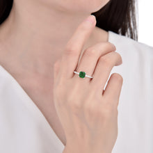 Cargar imagen en el visor de la galería, Anillo Circón Verde Cuadrado en Plata 925
