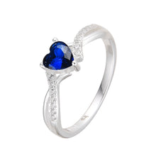 Cargar imagen en el visor de la galería, Anillo de Corazón con Circón Azul en Plata 925
