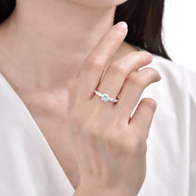 Cargar imagen en el visor de la galería, Anillo Compromiso Modelo Zaira Plata 925

