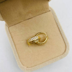 Argollas Huggies Doble Circones Con Diseño 10mm en Oro 18k