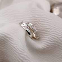 Cargar imagen en el visor de la galería, Aros de Matrimonio con Circones en Plata 925
