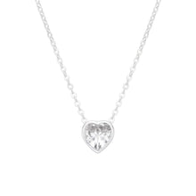 Cargar imagen en el visor de la galería, Gargantilla de Corazón Blanco 6mm en Plata 925
