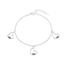 Cargar imagen en el visor de la galería, Pulsera con Corazones Colgantes en Plata 925
