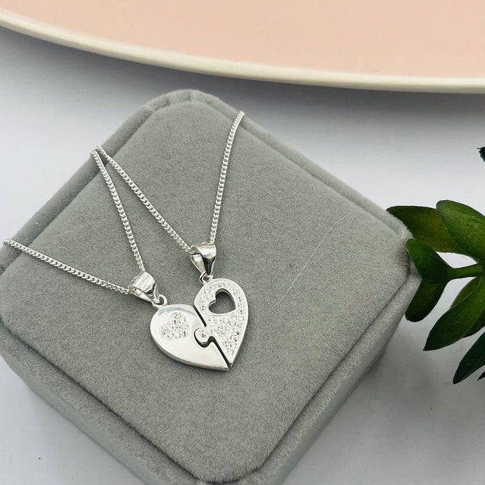 Cadena con Dije de Corazón Partido en Plata 925