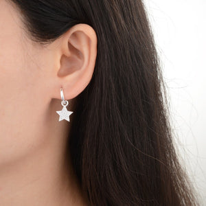 Argollas Huggies 12mm con Estrella en Plata 925