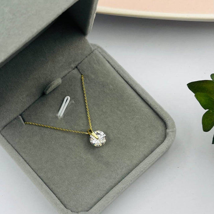 Cadena con Dije de Punto Luz 8mm en Plata 925 con Baño de Oro