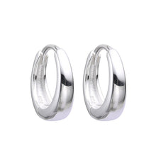 Cargar imagen en el visor de la galería, Argollas Huggies Lisas 14mm en Plata 925
