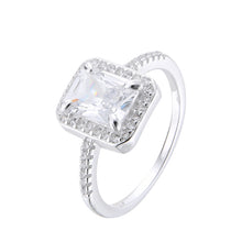 Cargar imagen en el visor de la galería, Anillo Solitario Modelo Margot en Plata 925
