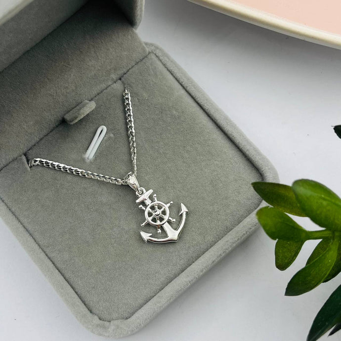 Cadena con Dije de Ancla y Timón en Plata 925
