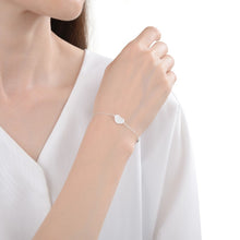 Cargar imagen en el visor de la galería, Pulsera De Corazón Con Puntos De Luz en Plata 925

