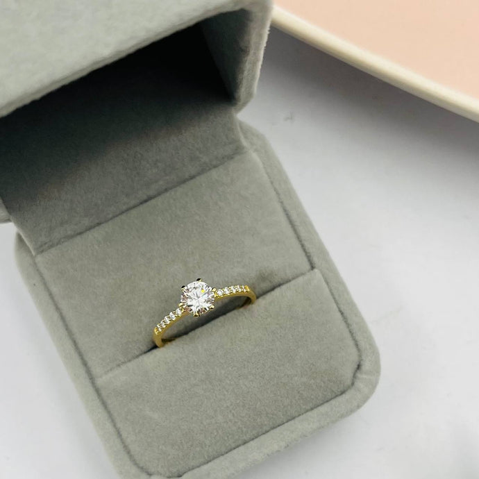 Anillo De Compromiso Modelo Laura en Oro 18k