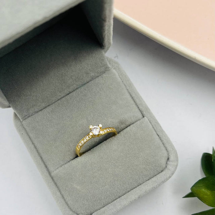 Anillo De Compromiso Modelo Carol en Oro 18k