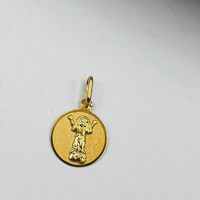 Medalla De Divino Niño en Oro 18k