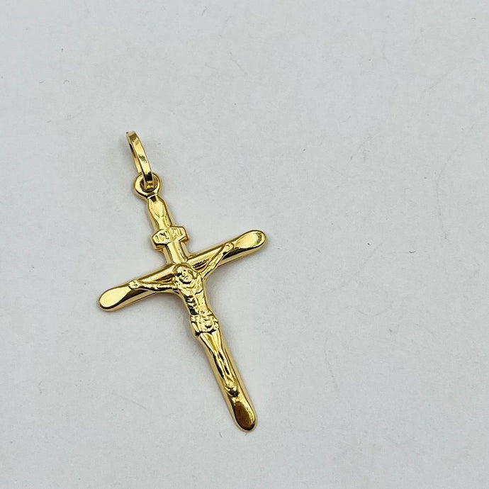 Dije De Cruz Pequeña Con Cristo  en Oro 18k