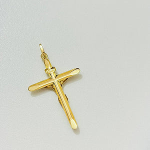 Dije De Cruz Grande Con Cristo en Oro 18k