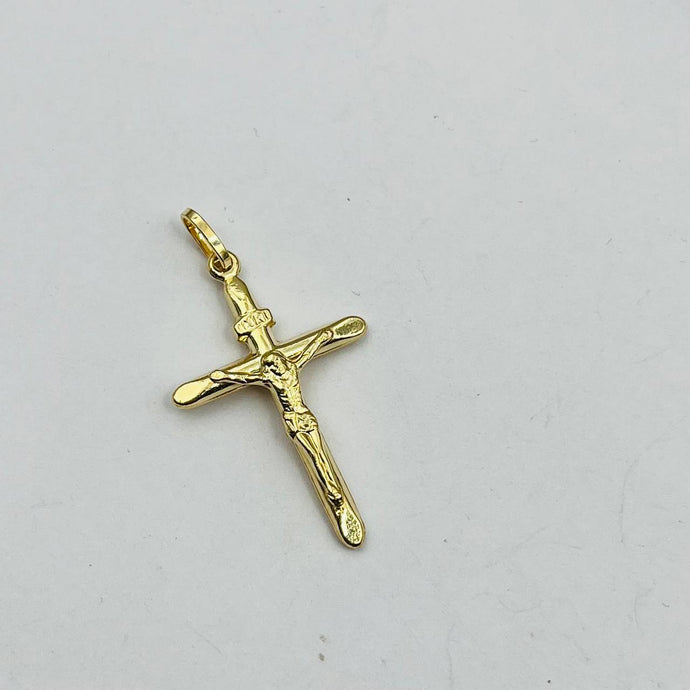 Dije De Cruz Con Cristo Modelo Liso En Oro 18k