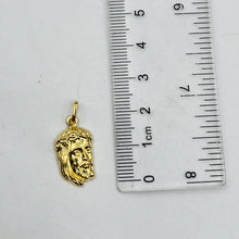 Cargar imagen en el visor de la galería, Dije De Rostro De Cristo En Oro 18k
