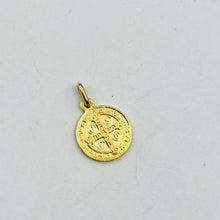 Cargar imagen en el visor de la galería, Medalla De San Benito 12mm  En Oro 18k
