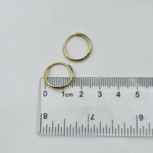 Cargar imagen en el visor de la galería, Argollas Huggies Lisas 16mm en Oro 18k
