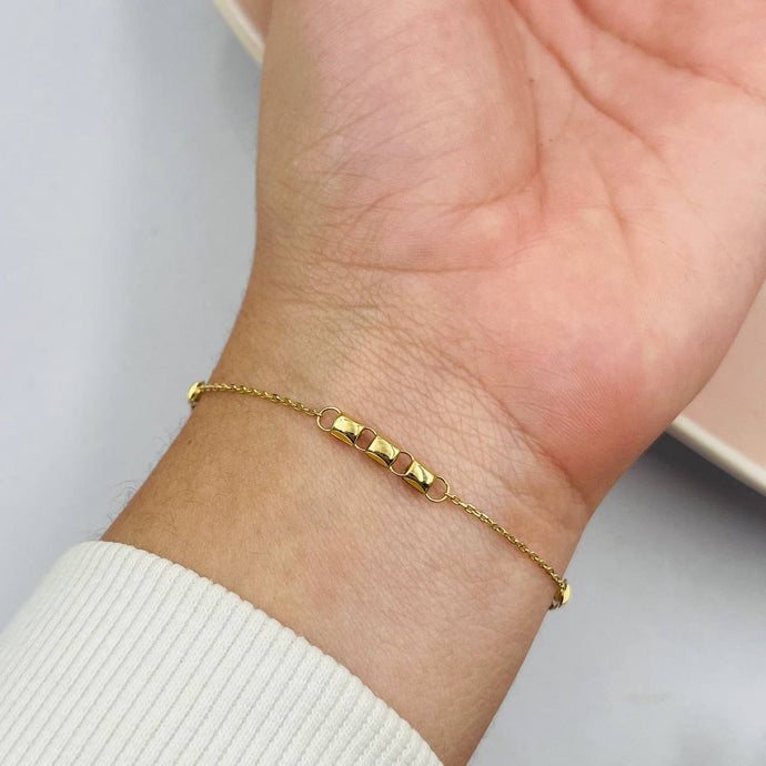 Pulsera Con Cuadritos en Oro 18k