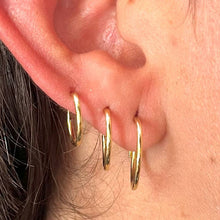 Cargar imagen en el visor de la galería, Set De Argollas Lisas Modelo 1 en Oro 18k
