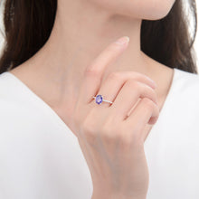 Cargar imagen en el visor de la galería, Anillo  Ovalado Morado Liso con Circones en Plata 925
