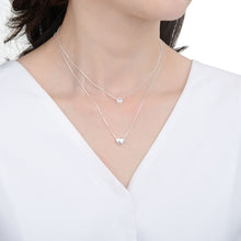 Cargar imagen en el visor de la galería, Gargantilla De Corazón y Punto Luz en Plata 925
