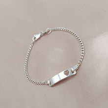 Cargar imagen en el visor de la galería, Esclava de Bebé con Corazón en Plata 925
