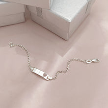 Cargar imagen en el visor de la galería, Esclava con Corazón Para bebé en Plata 925
