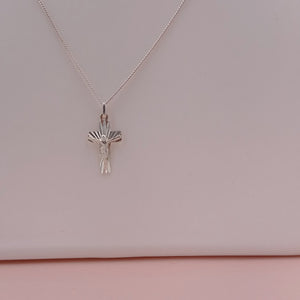 Cadena con Cristo Diamantado en Plata 925