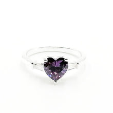 Cargar imagen en el visor de la galería, Anillo de Corazón Lila en Plata 925
